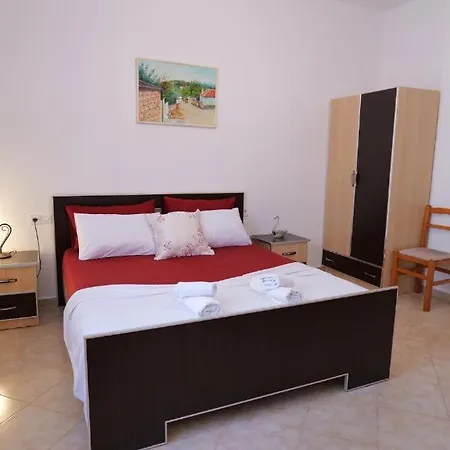 Apartment 7 Heaven Sarande