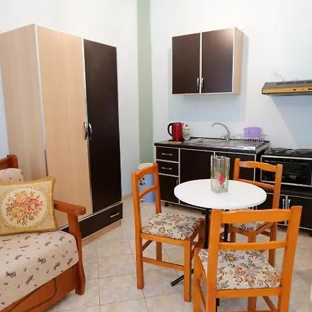7 Heaven Apartamento Sarandë